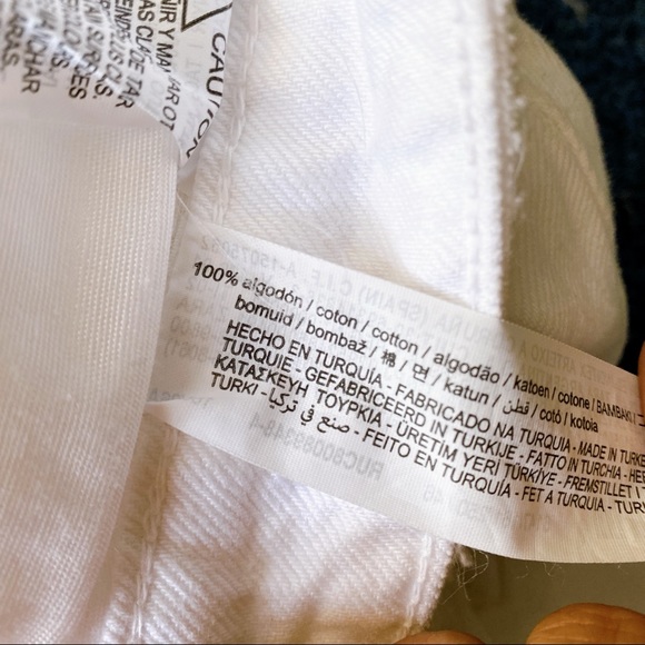 🐚 ZARA PLUS WHITE DISTRESSED HIGH WAIST DENIM SHORTS! - Picture 10 of 10